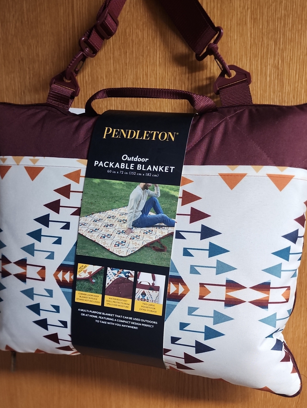 Pendleton Maroon Teal Rust Geometric Packable Blanket - Picture 3 of 3